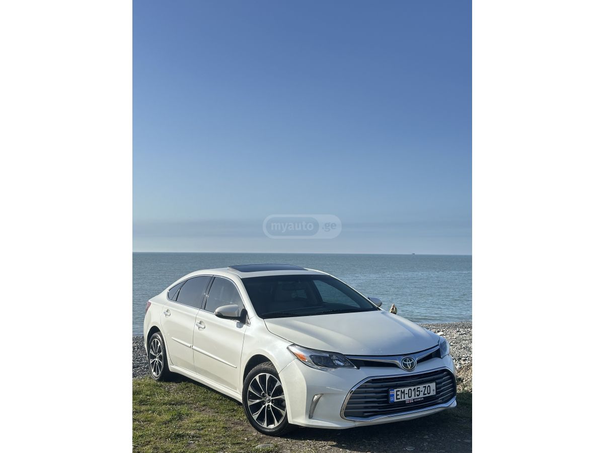 Toyota Avalon - фото 1
