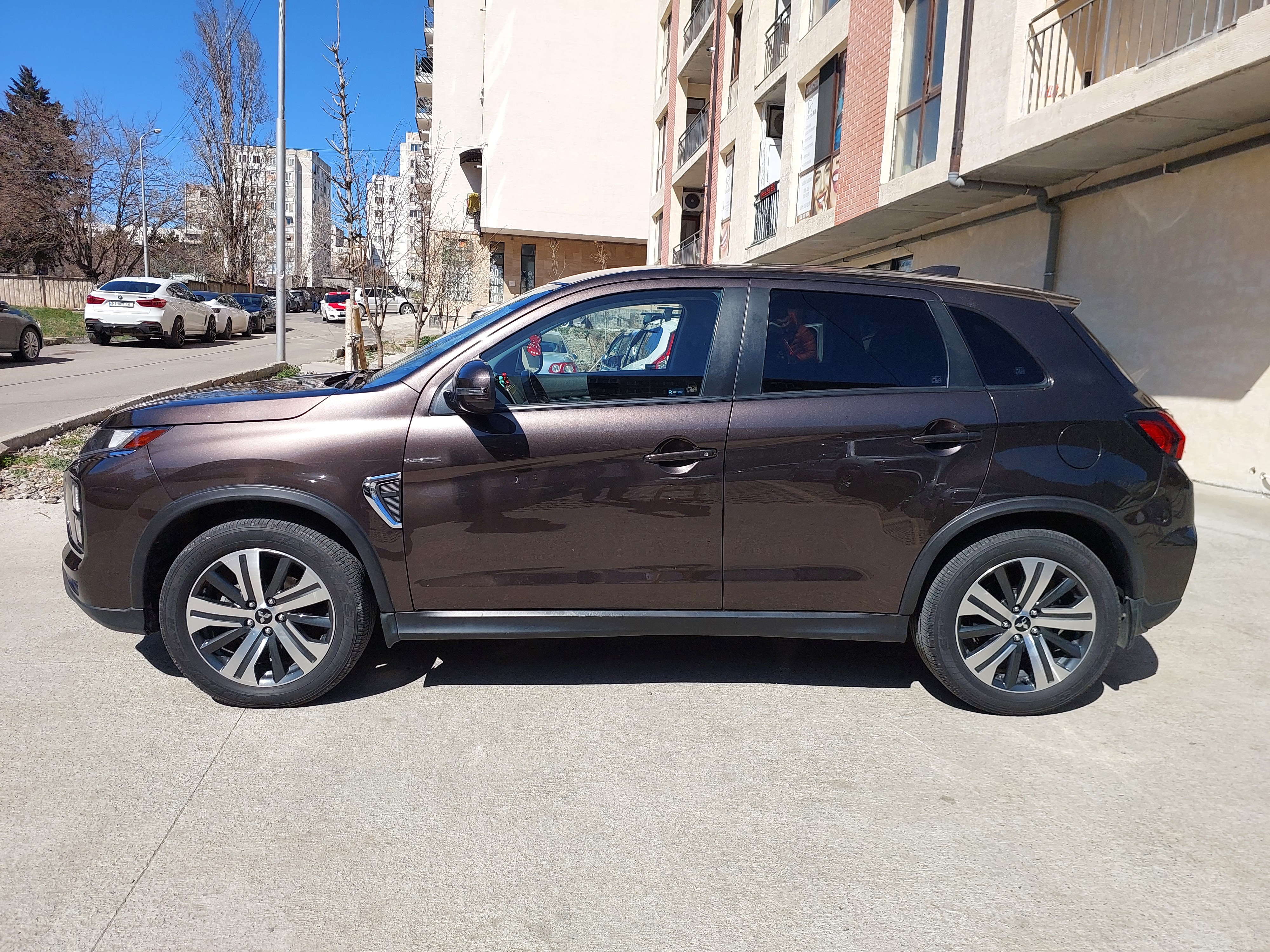 Mitsubishi Outlander Sport - фото 3