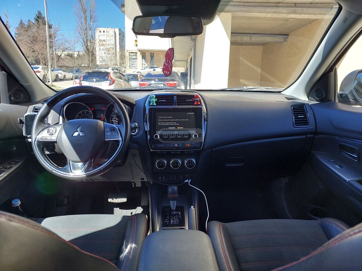 Mitsubishi Outlander Sport - фото 7