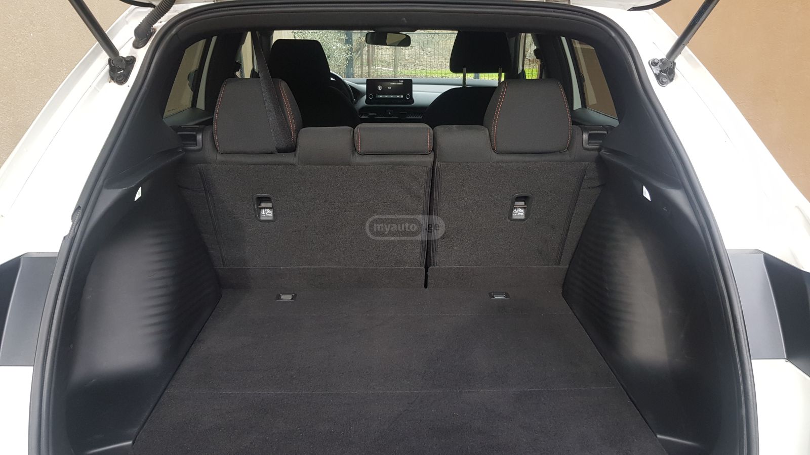 Honda Sport 4dr All-Wheel Drive CVT — миниатюра 11