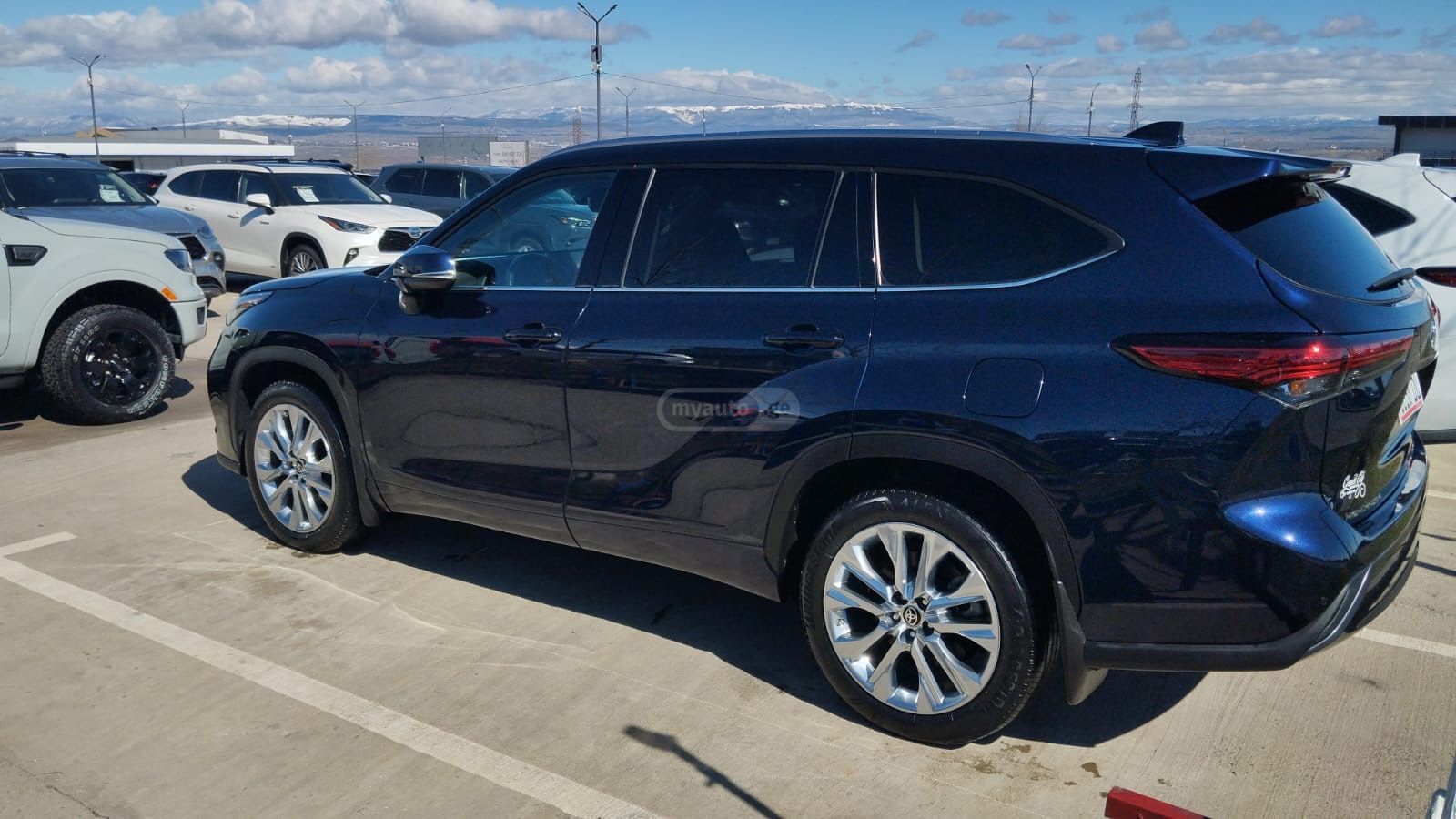 Toyota Highlander - фото 9