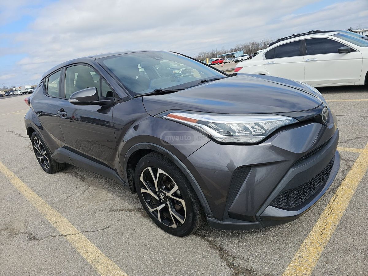 Toyota CHR - фото 1