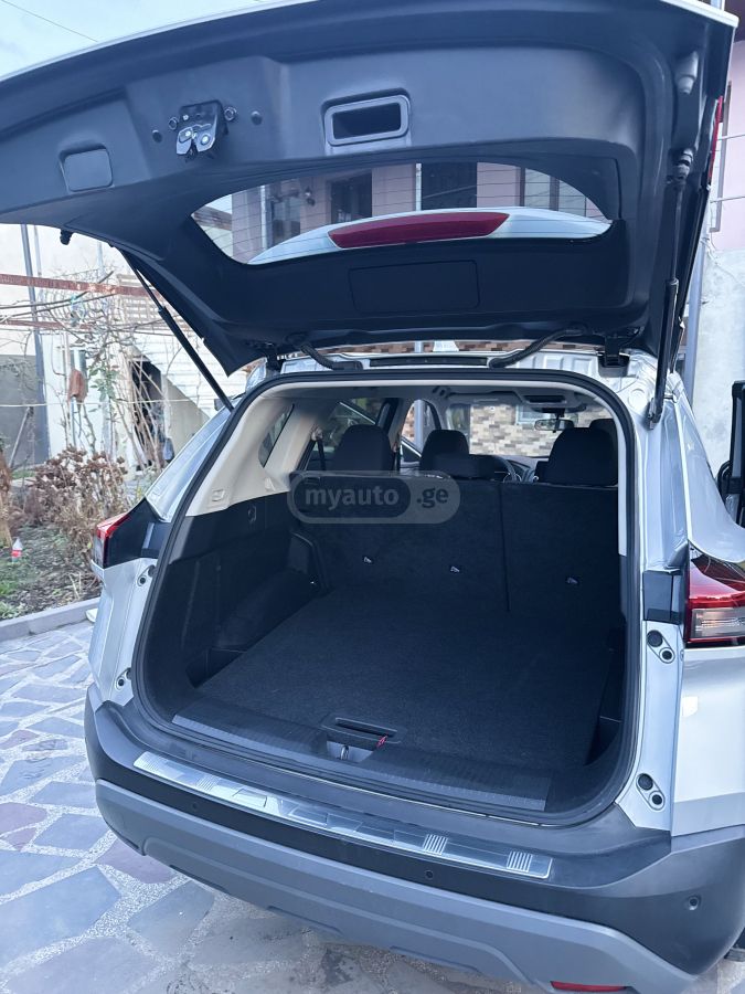 Nissan Rogue - фото 3