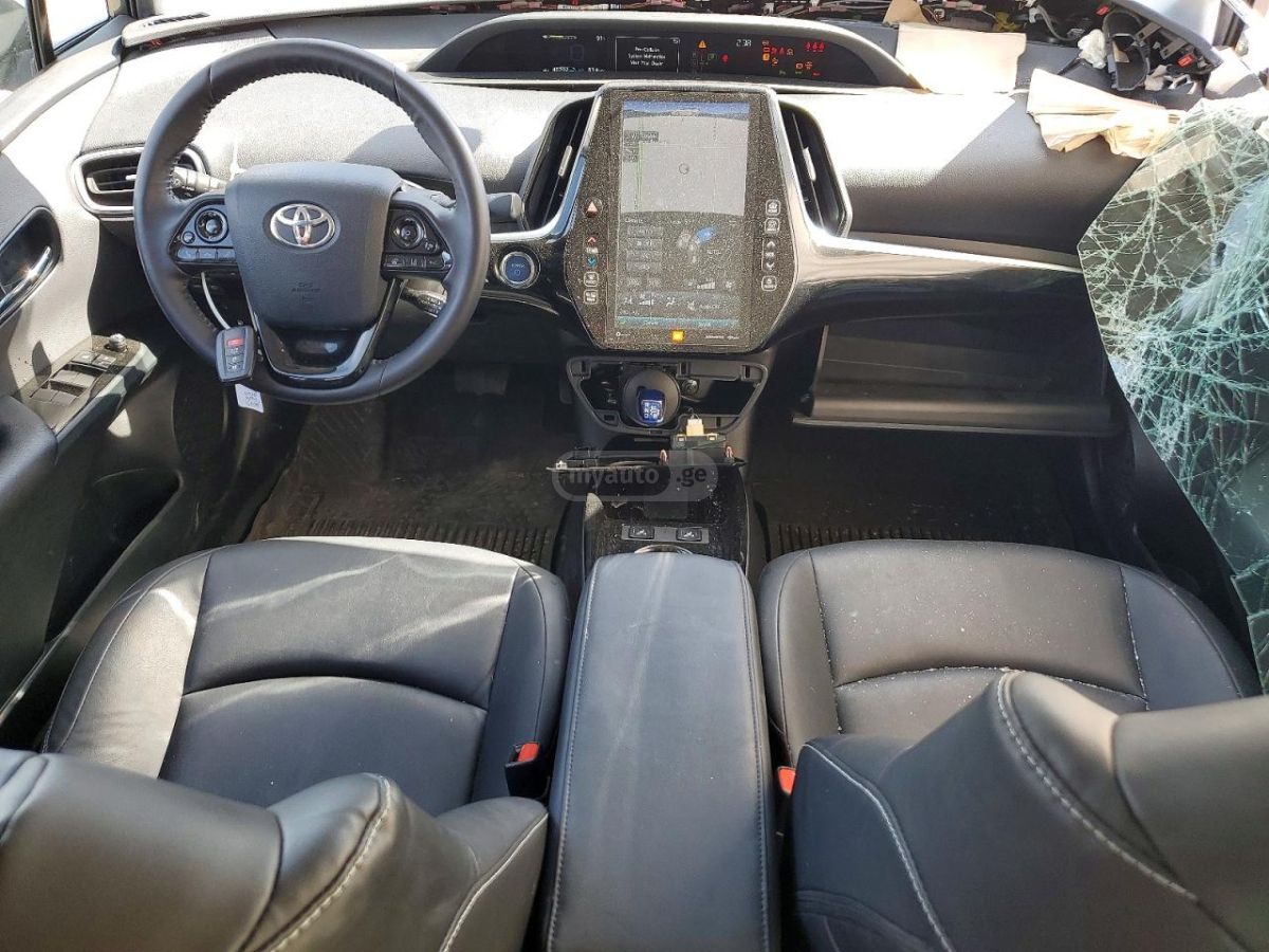 Toyota Prius Prime Limited 5dr Hatchback CVT 2022 — миниатюра 8