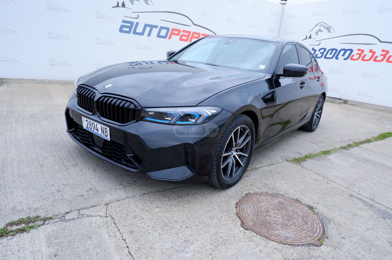 BMW 330 - фото 1