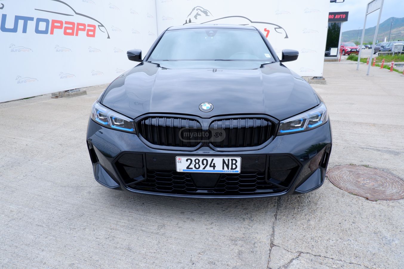 BMW 330 - фото 2