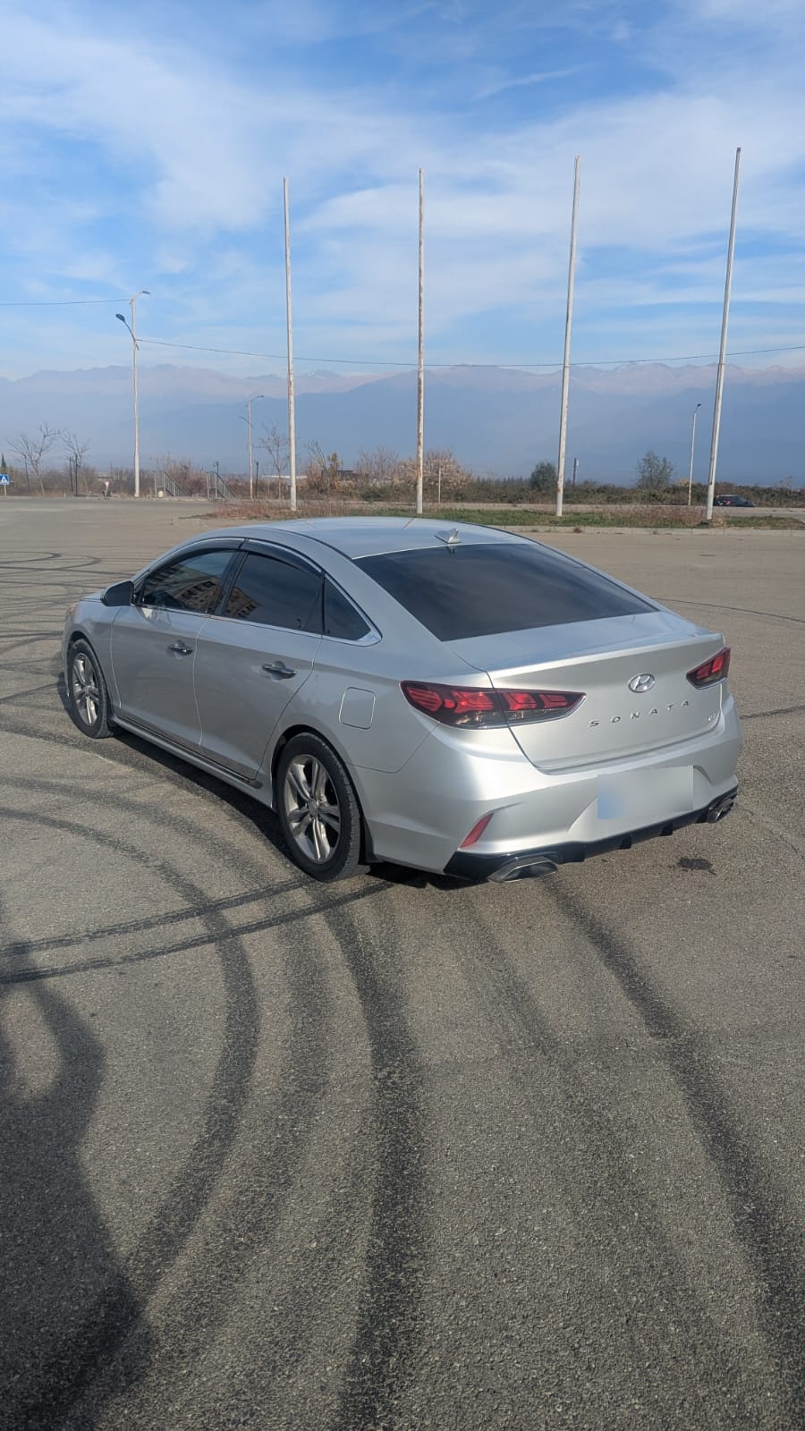 Hyundai Sonata - фото 1