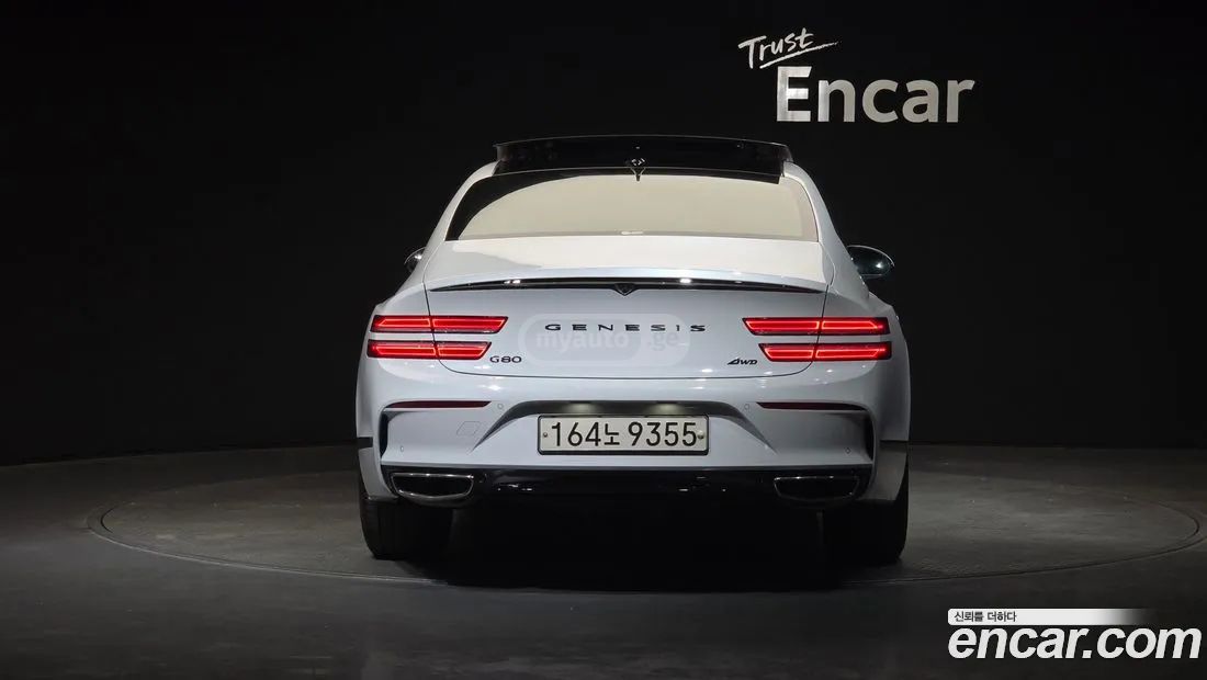 Hyundai Genesis 2024 — миниатюра 4