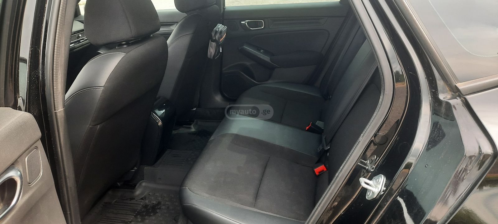 Honda Sport 4dr Sedan CVT — миниатюра 6