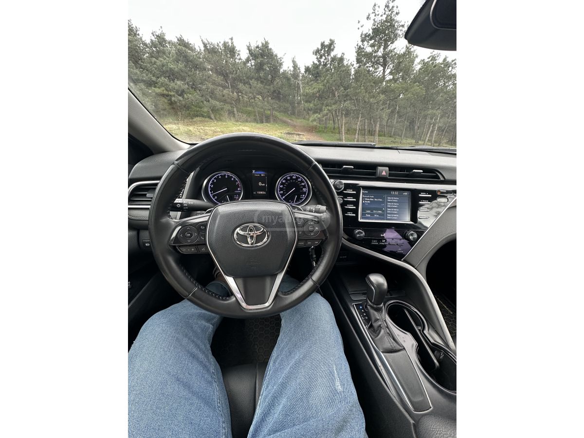 Toyota Camry - фото 8