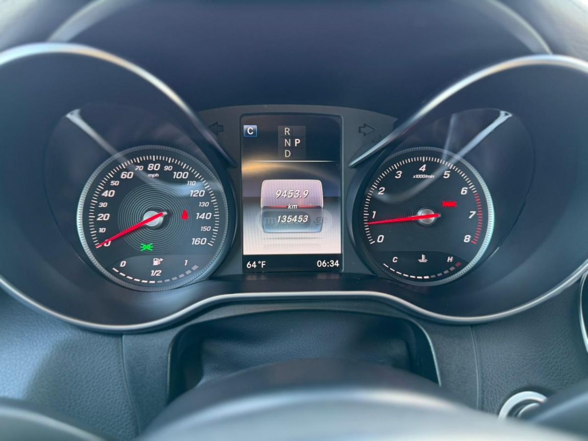 Mercedes-Benz GLC 300 Coupe - фото 11