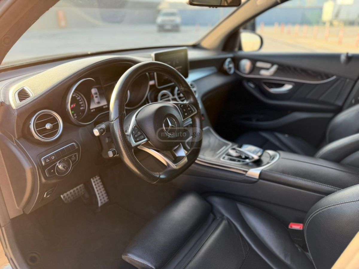 Mercedes-Benz GLC 300 Coupe - фото 12