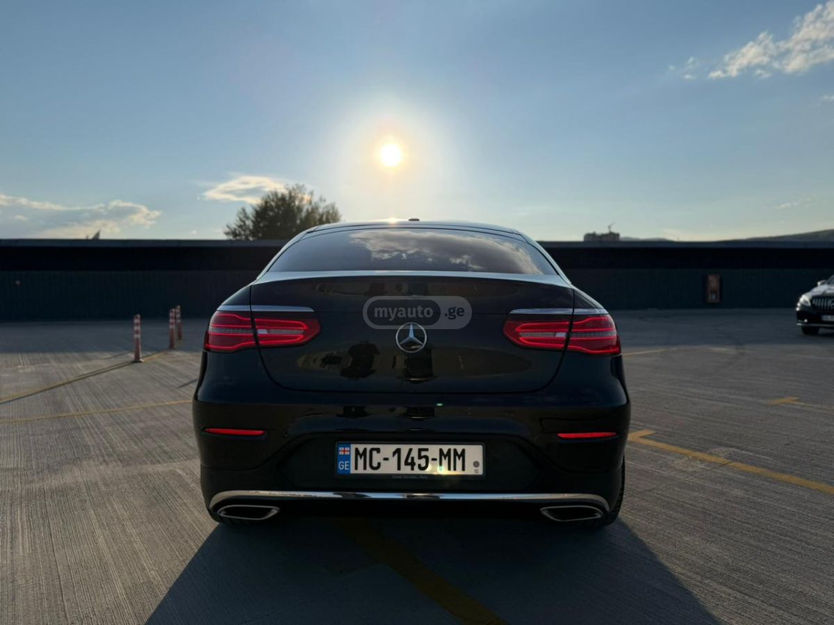 Mercedes-Benz GLC 300 Coupe - фото 2
