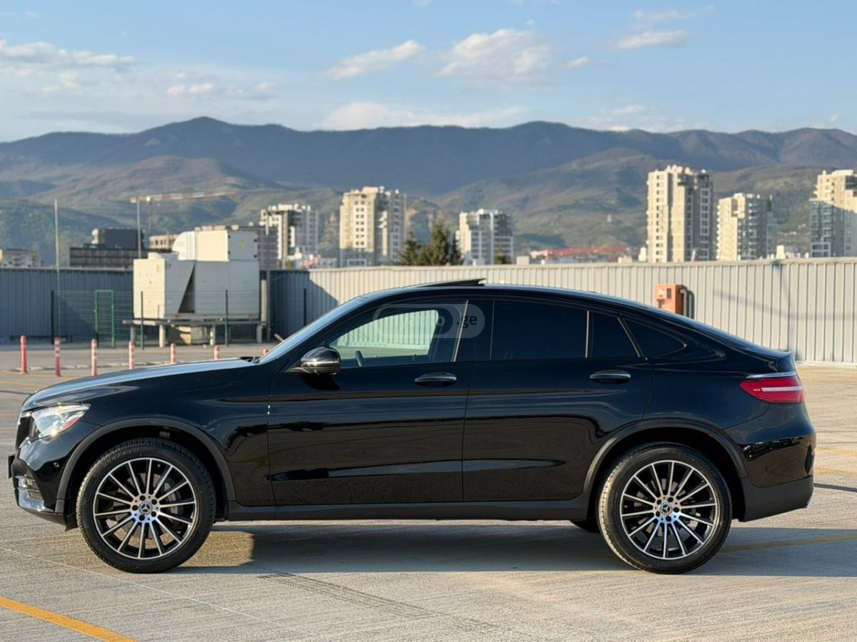 Mercedes-Benz GLC 300 Coupe - фото 6