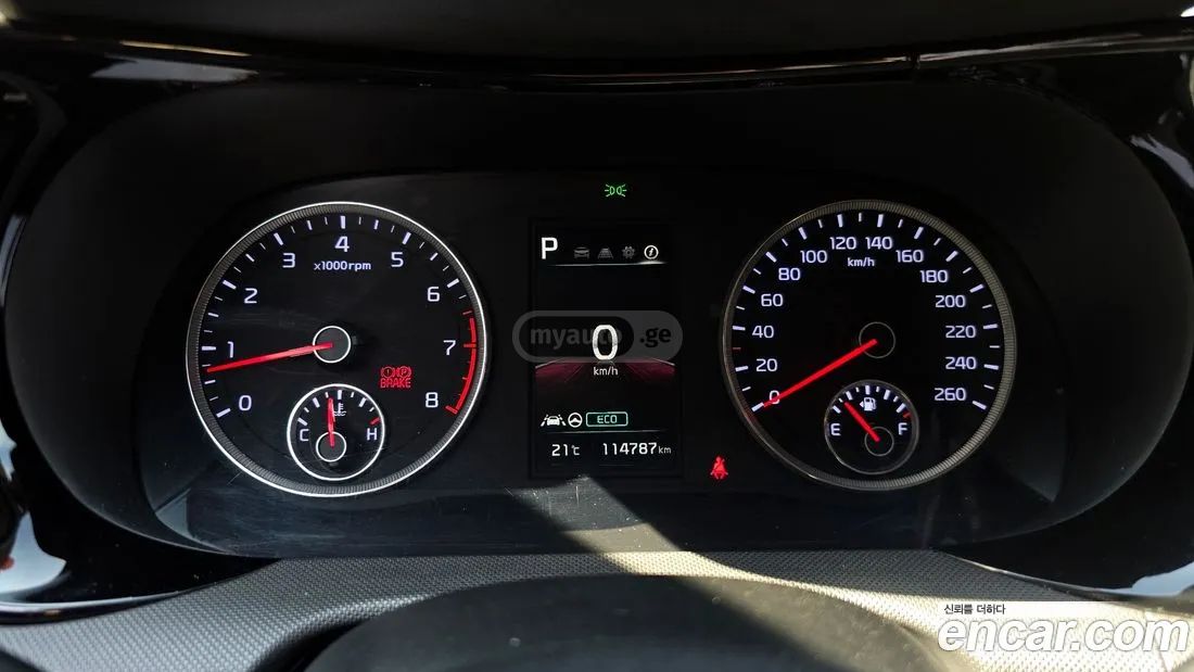 Kia Optima - фото 8