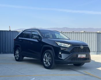 ToyotaRAV 4