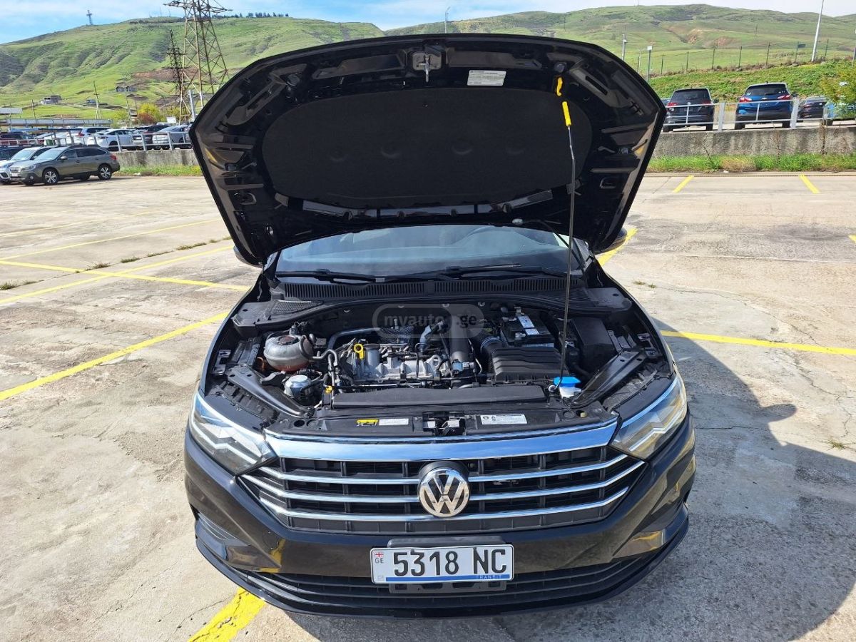 Volkswagen Jetta - фото 6