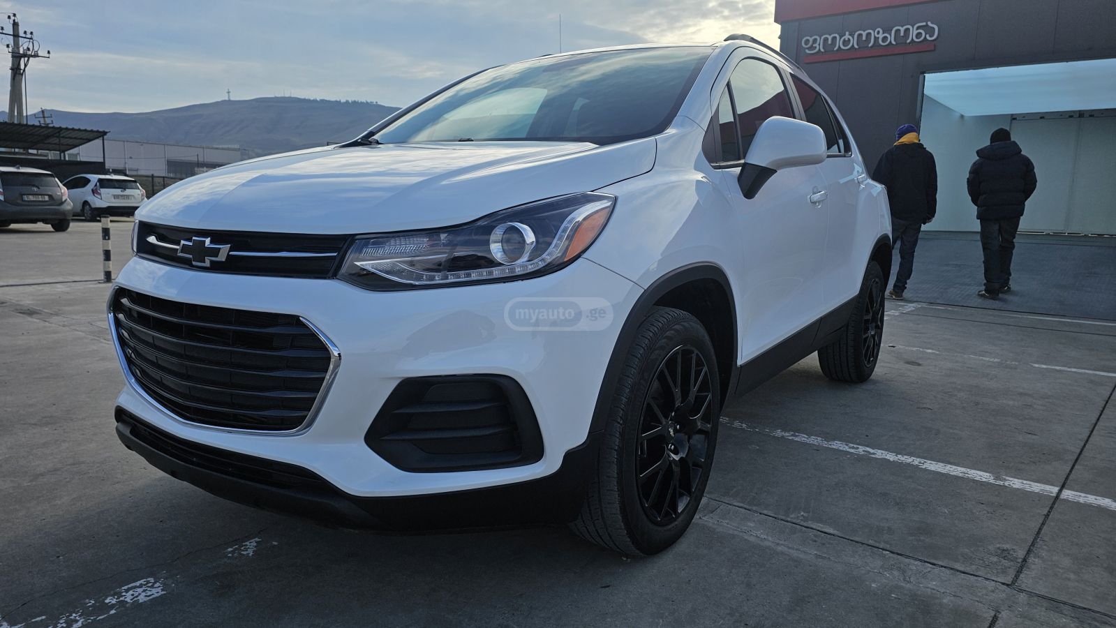 Chevrolet Trax - фото 1