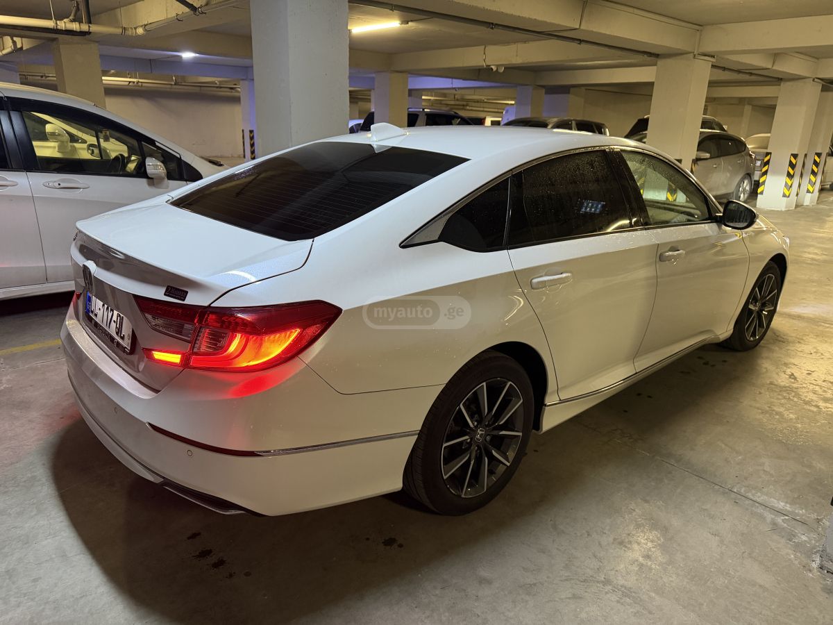 Honda Accord - фото 7