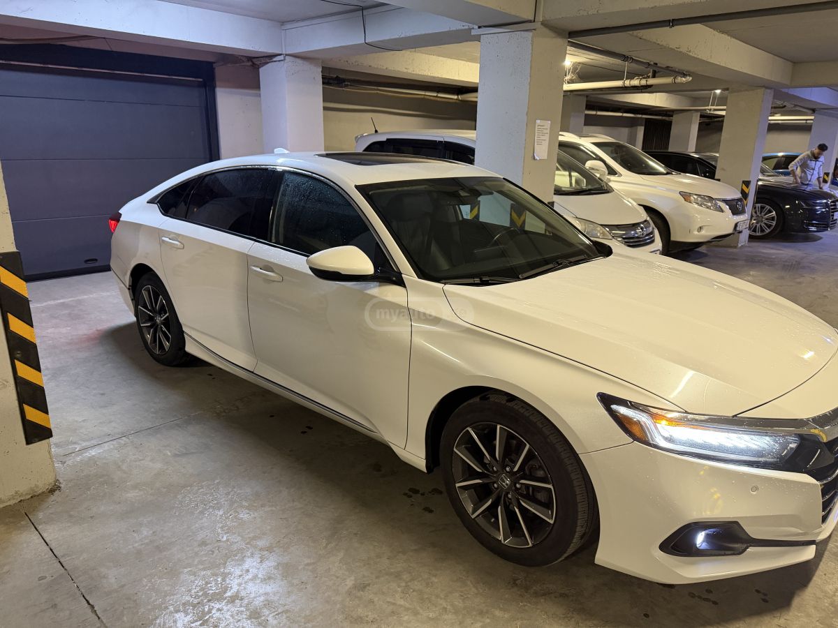 Honda Accord - фото 8