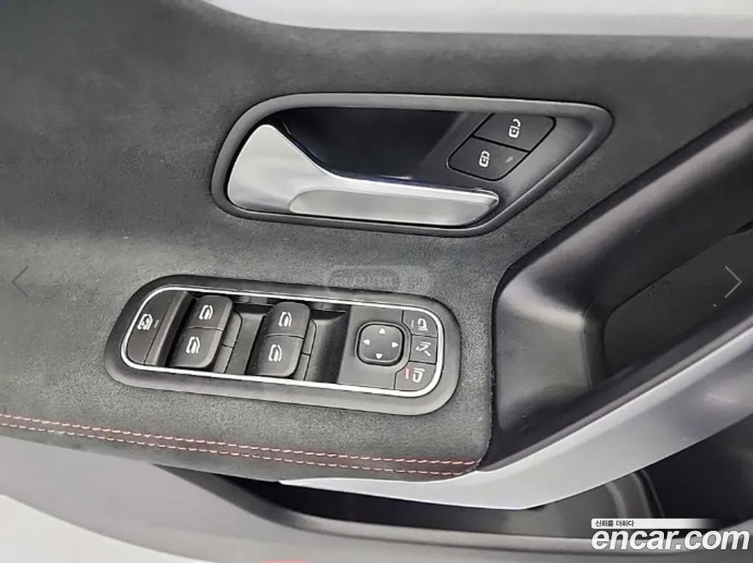 Mercedes-Benz CLA 45 AMG 2021 — миниатюра 9