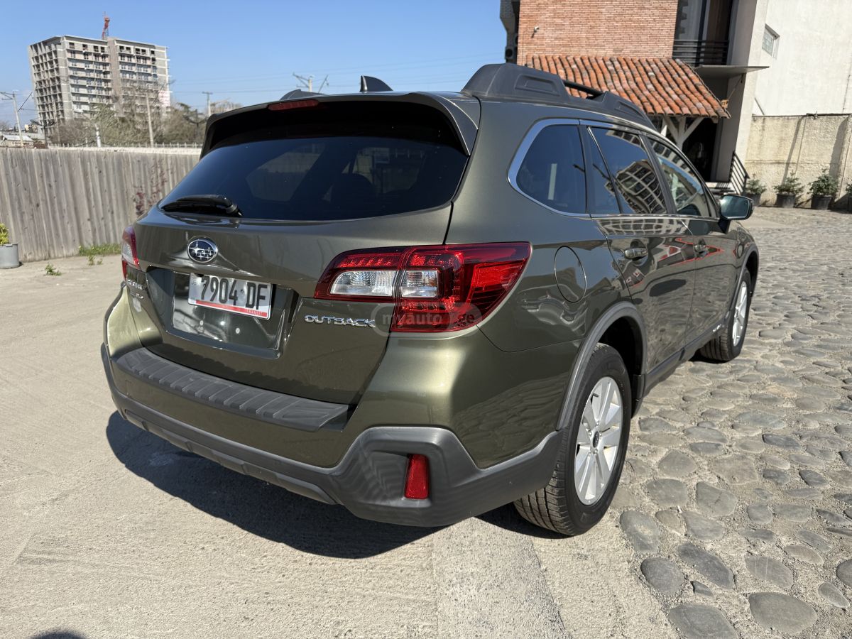 Subaru Outback - фото 3