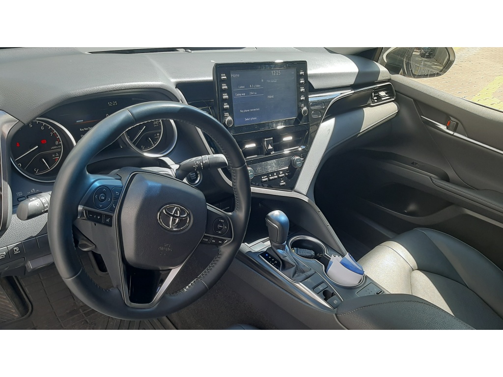 Toyota Camry - фото 8