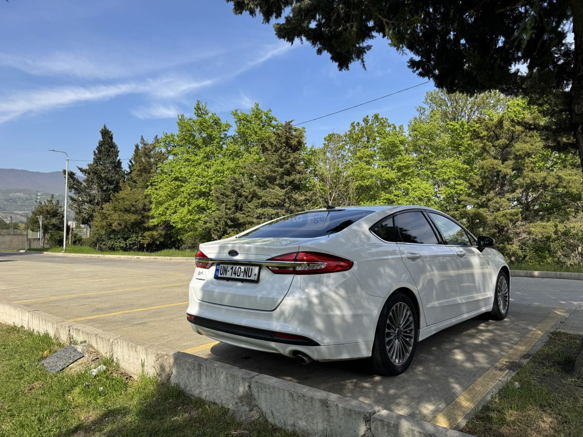 Ford Fusion - фото 5