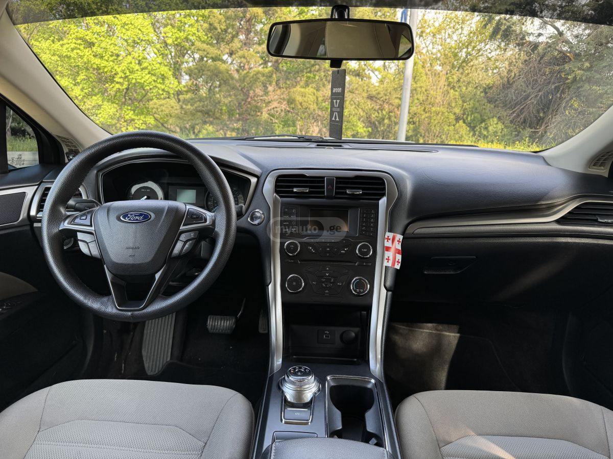 Ford Fusion - фото 9