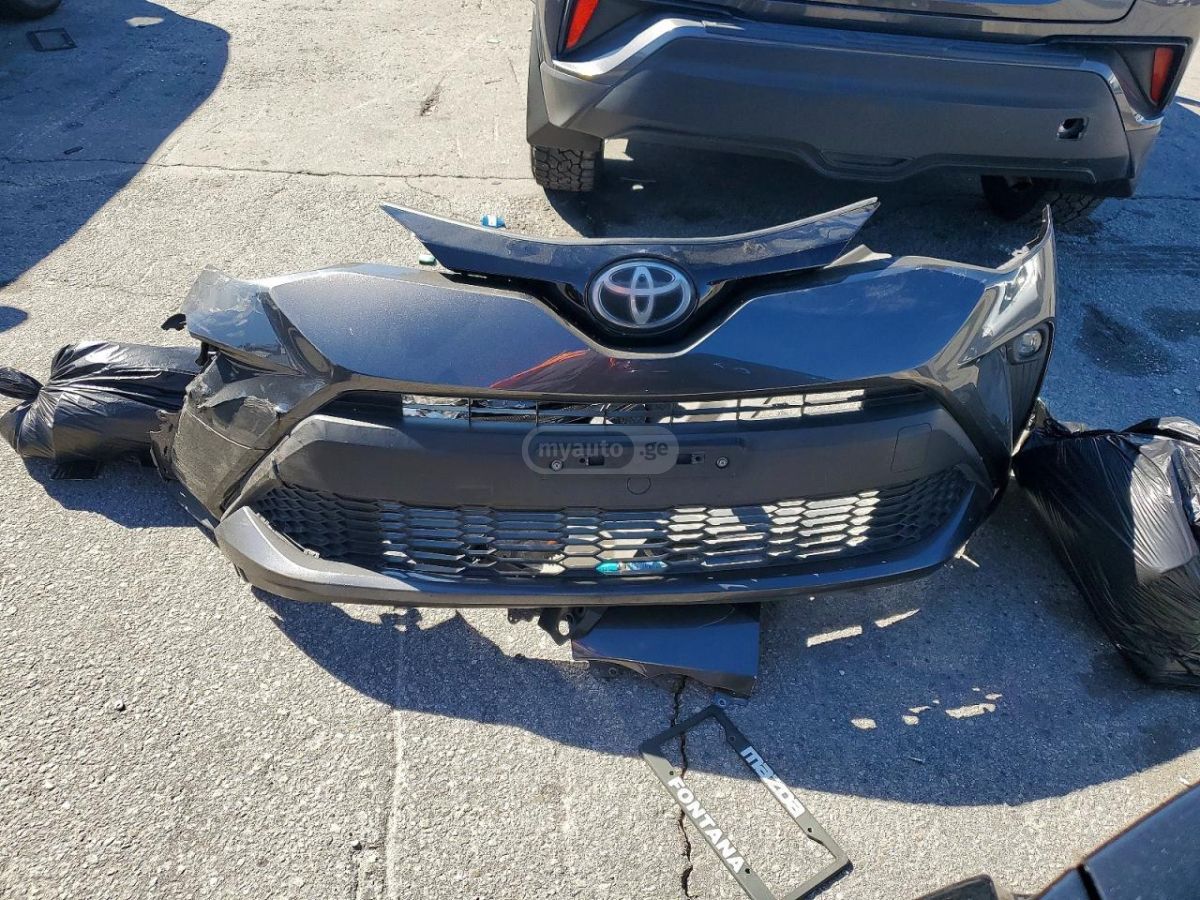 Toyota CHR - фото 11