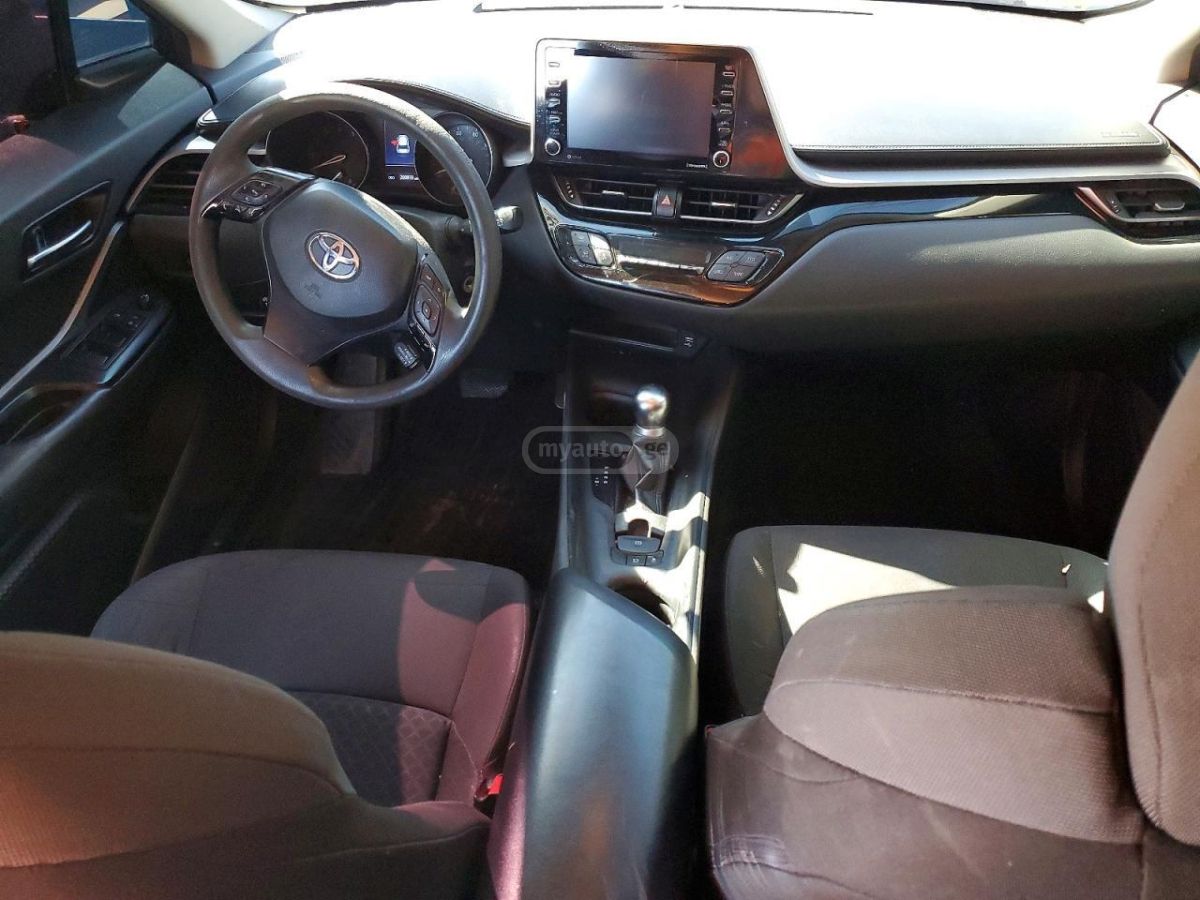 Toyota CHR - фото 7