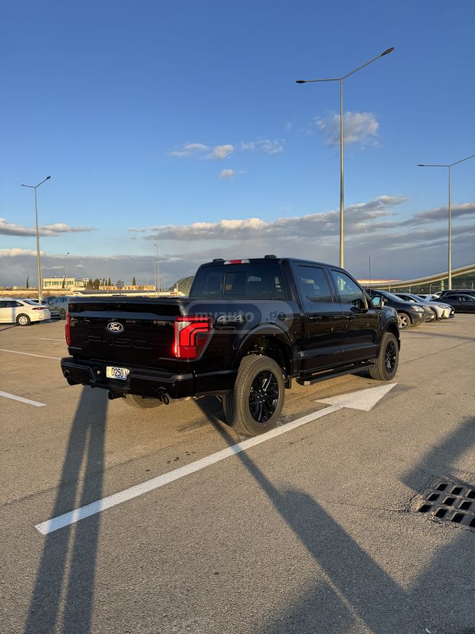 Ford F150 - фото 5