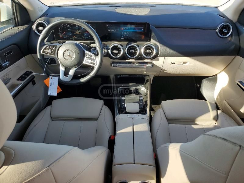 Mercedes-Benz Base GLA 250 4dr All-Wheel Dri — миниатюра 8