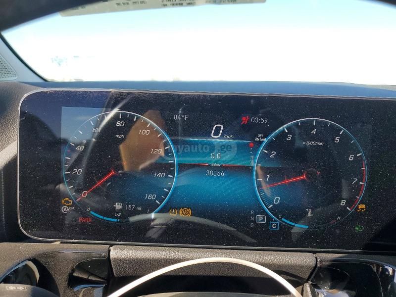 Mercedes-Benz Base GLA 250 4dr All-Wheel Dri — миниатюра 9