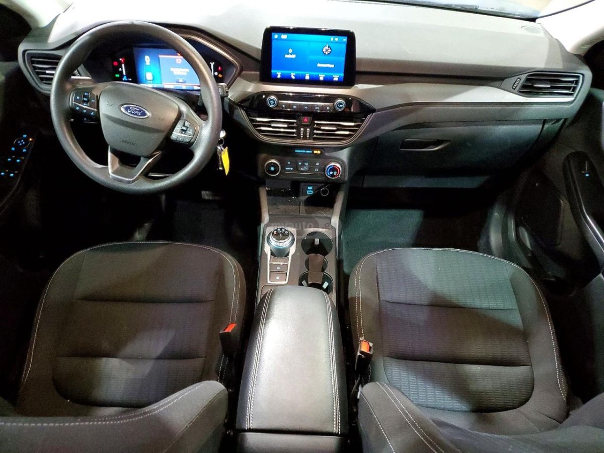 Ford Escape - фото 6