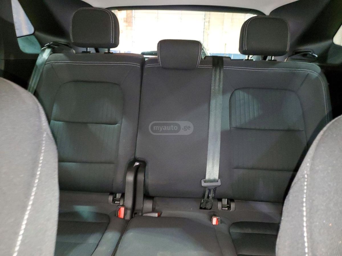 Ford Escape - фото 8