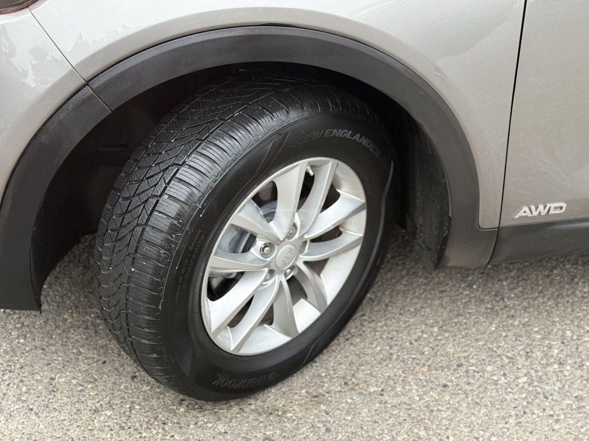 Kia Sorento - фото 11