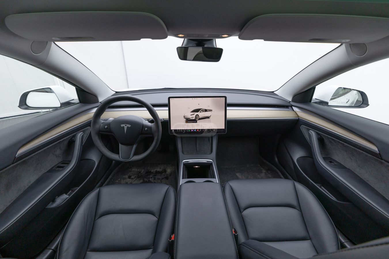 Tesla Model 3 - фото 9