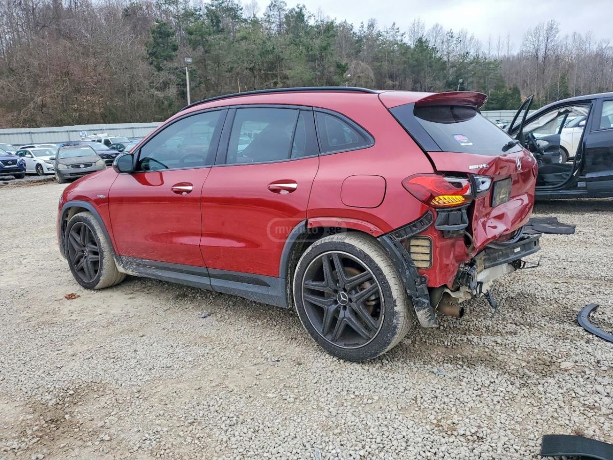 Mercedes-Benz GLA 250 - фото 4