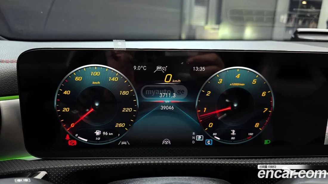 Mercedes-Benz CLA 35 AMG - фото 8