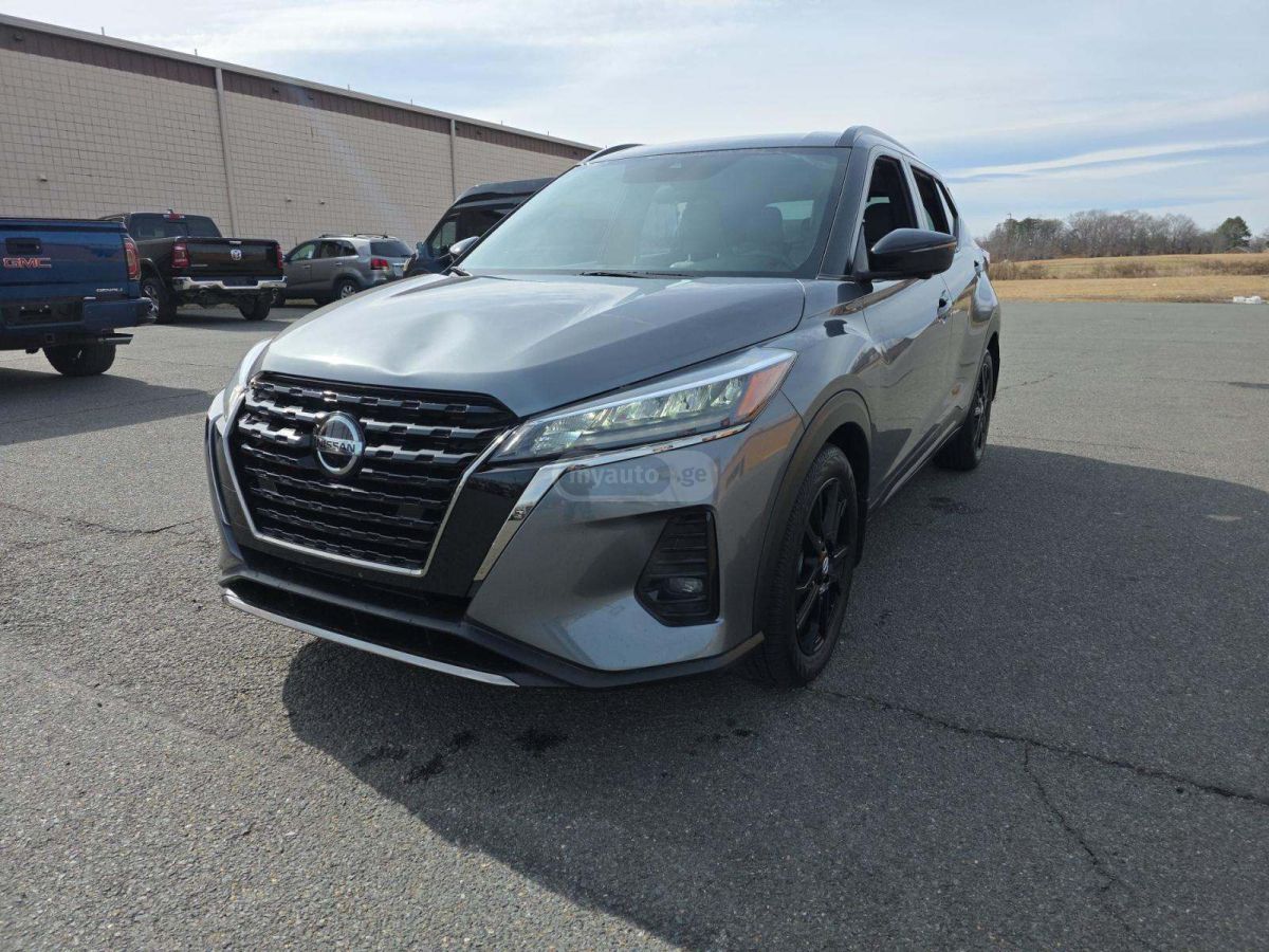 Nissan Kicks - фото 1