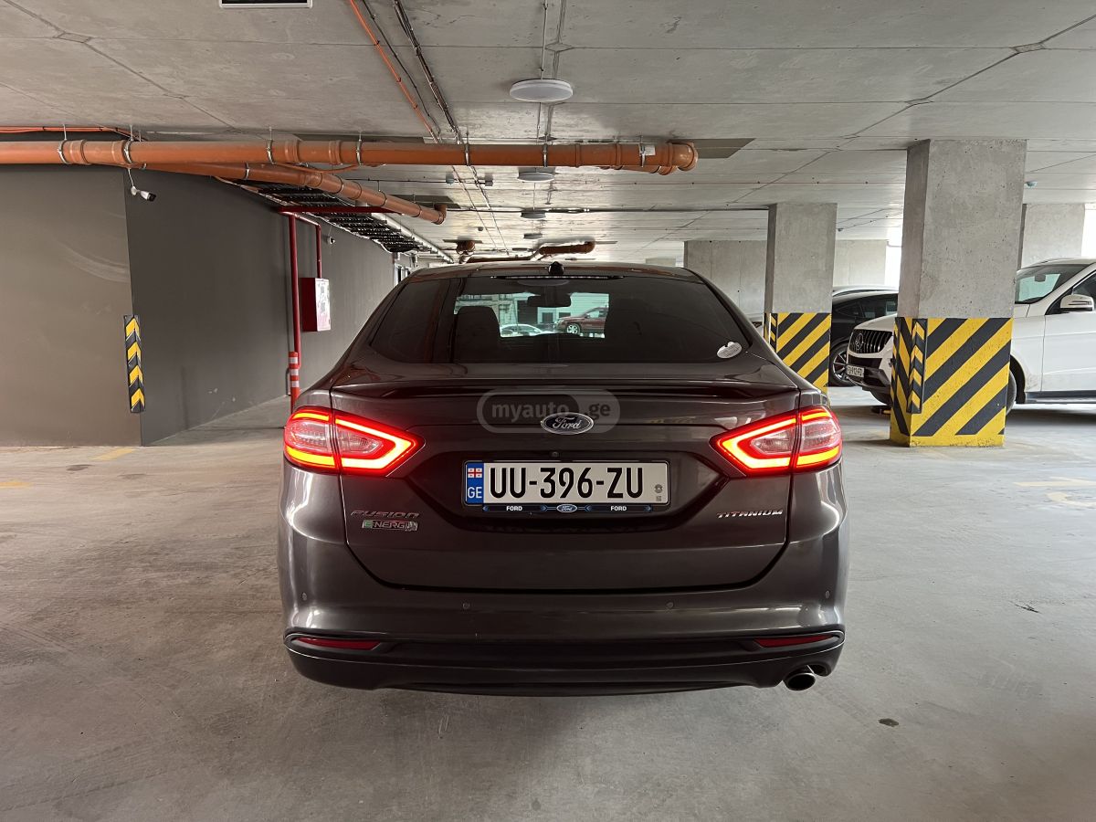 Ford Fusion - фото 6