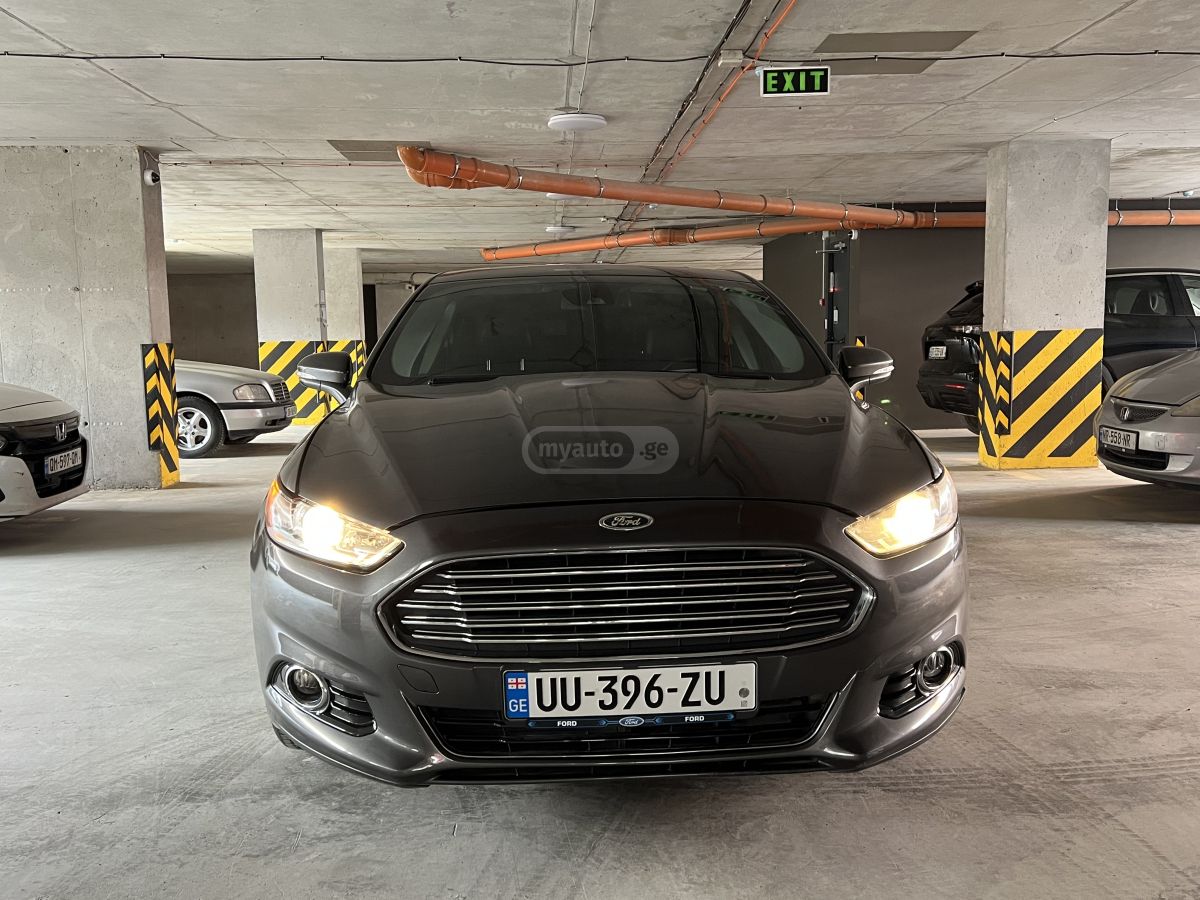 Ford Fusion - фото 8