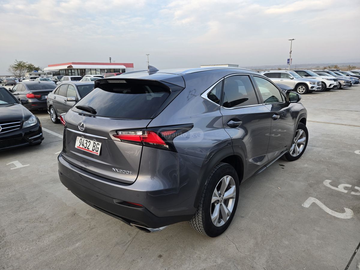 Lexus NX 200 - фото 7