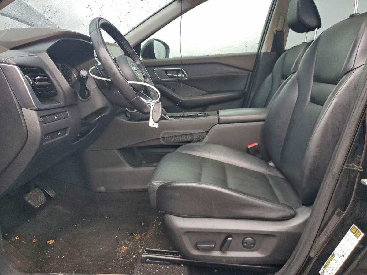 Nissan Rogue - фото 7