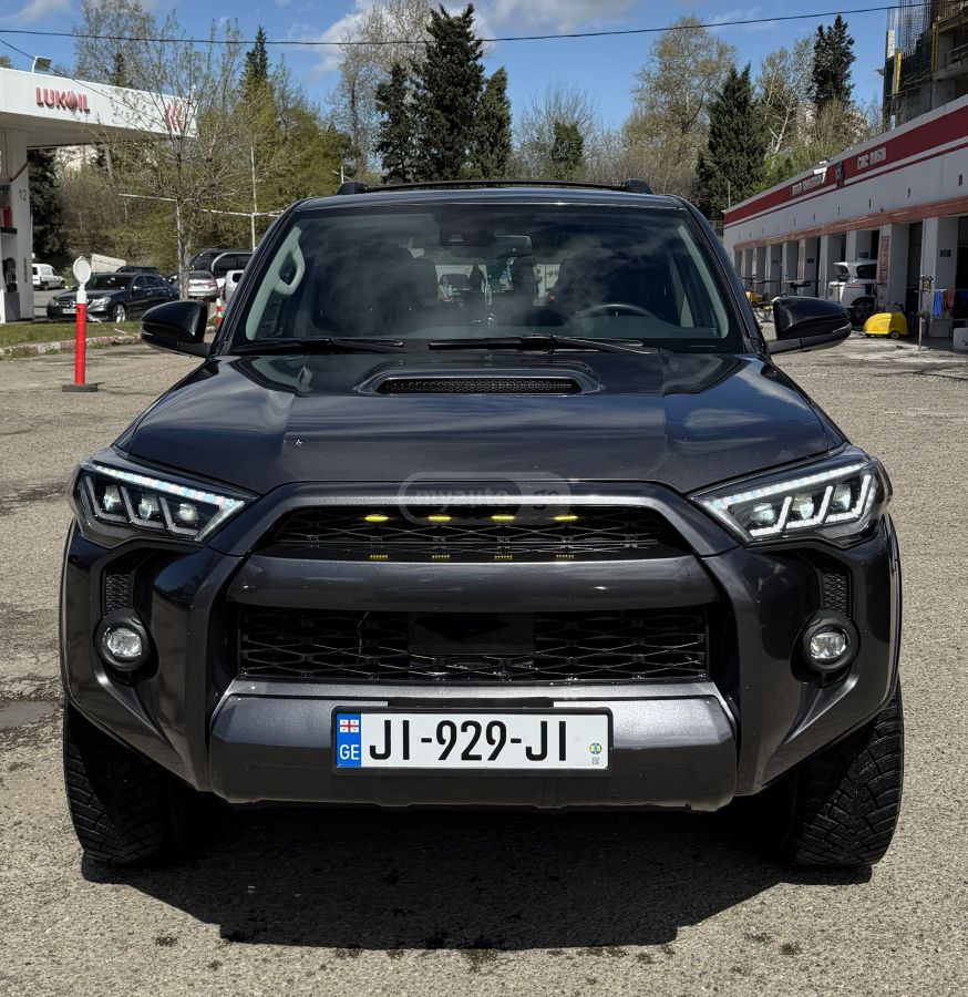 Toyota 4 Runner - фото 1