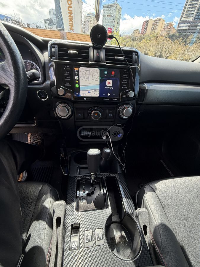 Toyota 4 Runner - фото 3