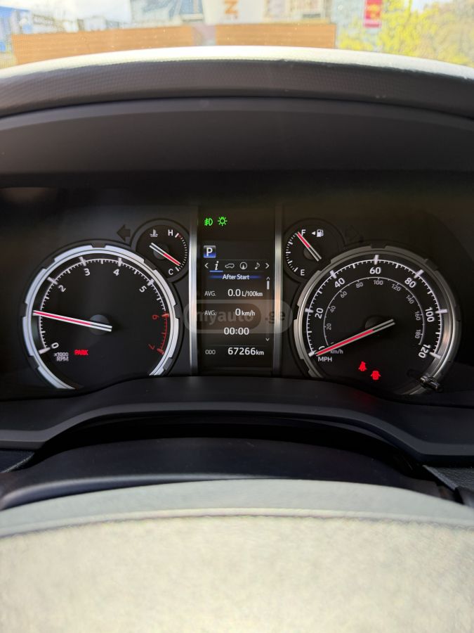 Toyota 4 Runner - фото 5