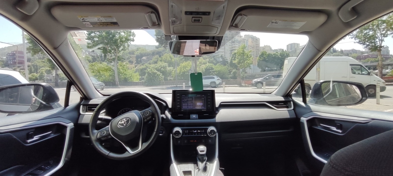 Toyota RAV 4 - фото 4