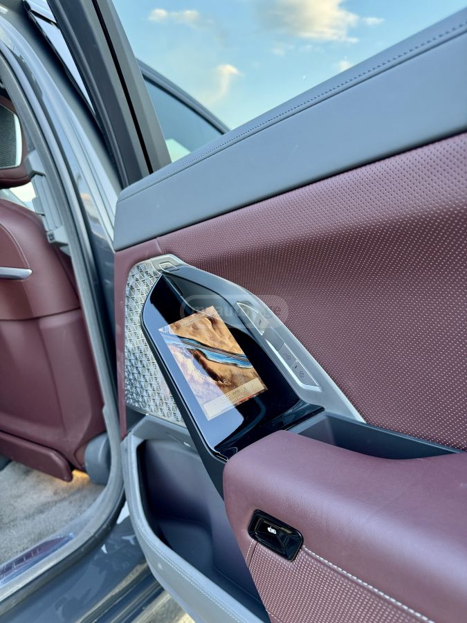 BMW I7 - фото 10